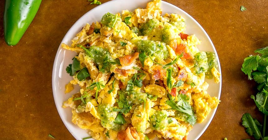 MIGAS: EGGS AND TORTILLAS RECIPE (PLUS BACON!) - Food & Drink Recipes
