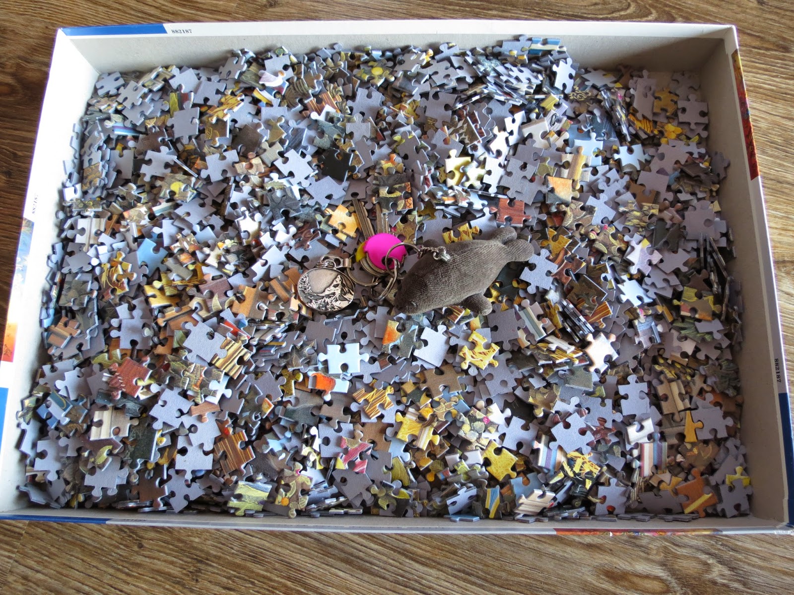 Marcin S. Puzzler Castorland 2000. Jacek Yerka Sunday Morning