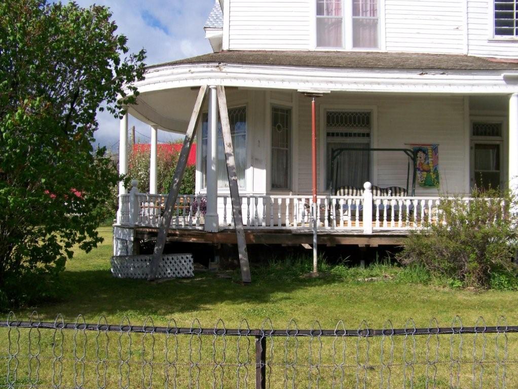 Mackay, Idaho 83251 Mackay Mansion gets work on stabilizing the