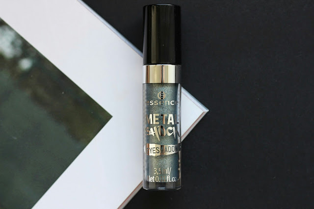 Essence metal shock eyeshadow 04 supernova