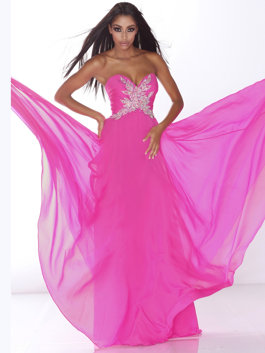 Exclusivos vestidos para jovencitas de fiesta Exclusivos vestidos para jovencitas de fiesta