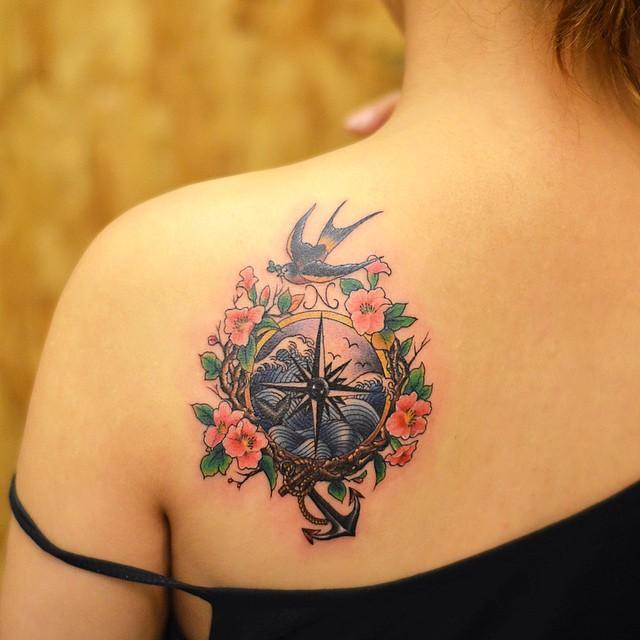 Tatuagens femininas para as costas Tatuagens femininas para as costas