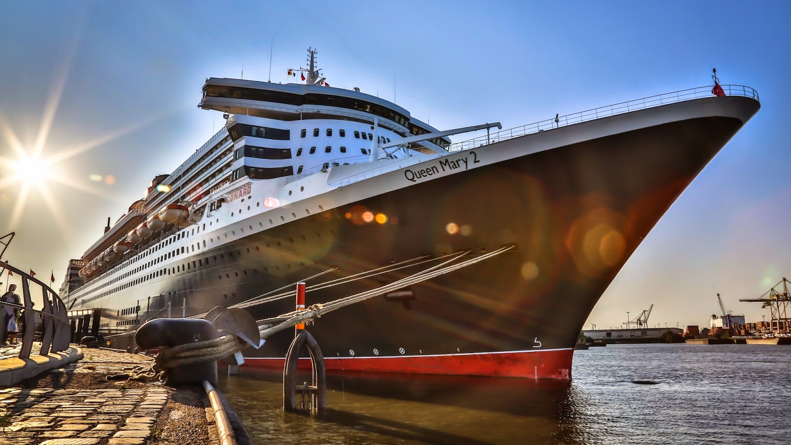 10 Navios de Cruzeiro Mais Belos do mundo. ( Navios de Grande porte). 10 Navios de Cruzeiro Mais Belos do mundo. ( Navios de Grande porte).