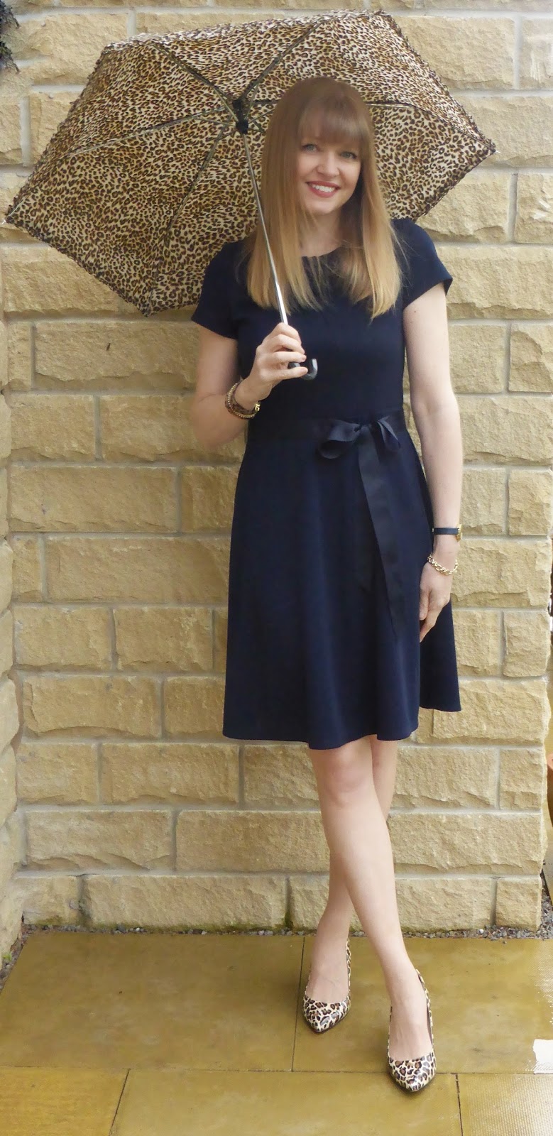 navy blue dress with leopard print shoes