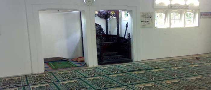 Pergantian Khotib Ditengah Khutbah Pertama Pergantian Khotib Ditengah Khutbah Pertama