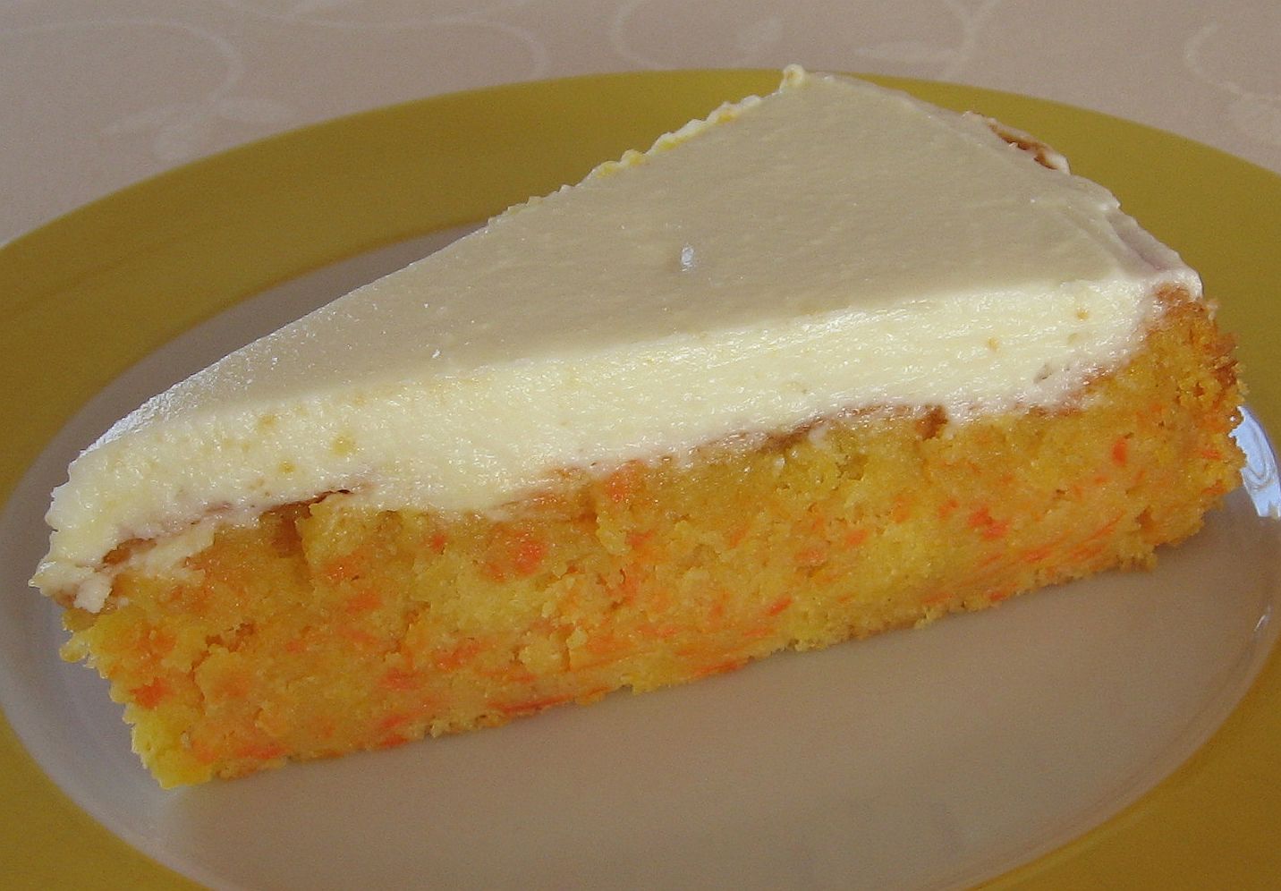 Kate, Küche und mehr...: Möhrenkuchen mit Frischkäsehaube