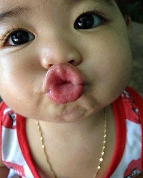 Tổng hợp những hình ảnh các em bé kute nhất thế giới Tổng hợp những hình ảnh các em bé kute nhất thế giới