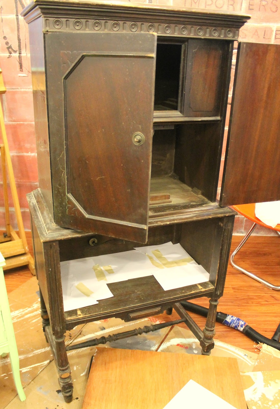Art Is Beauty Upcycling A Discarded Stereo Cabinet Into A Dry Bar