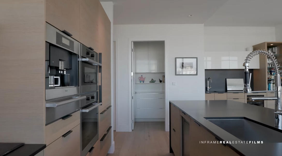 50 Interior Design Photos vs. 1633 Ontario St #1001, Vancouver, BC Luxury Penthouse Tour