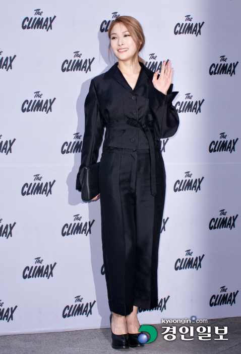 오늘자 박규리 (서울패션위크) | 인스티즈