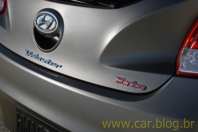 Hyundai Veloster Turbo 2013 - detalhe da traseira