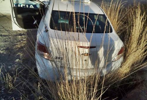 Taxista de Roca fue detenido tras romper una prohibición de acercamiento y fugarse por la Ruta 22 Taxista de Roca fue detenido tras romper una prohibición de acercamiento y fugarse por la Ruta 22