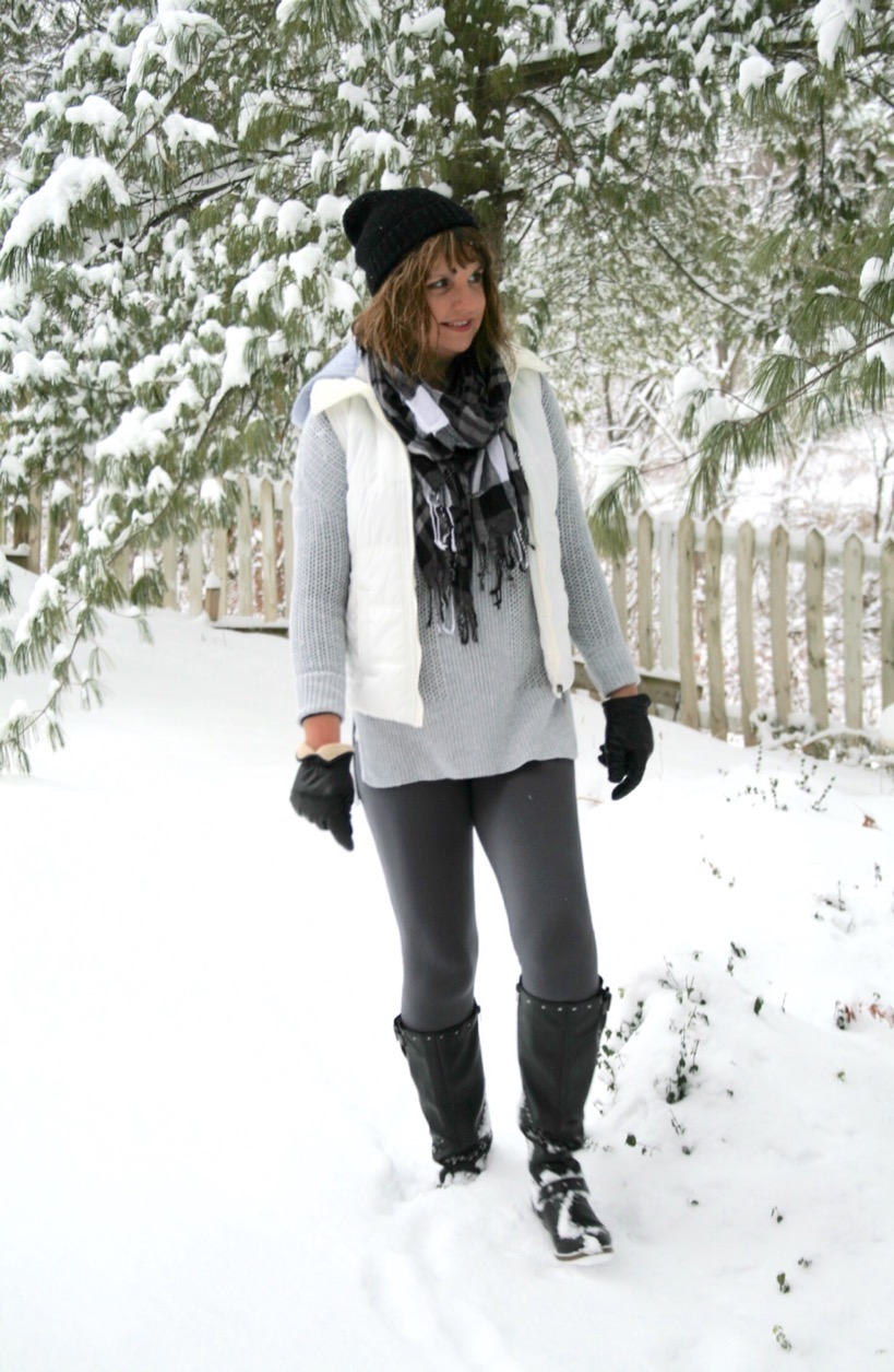 Amy's Creative Pursuits: My Go-To Winter Outfit: Sweater, Leggings, and a  Puffer Vest