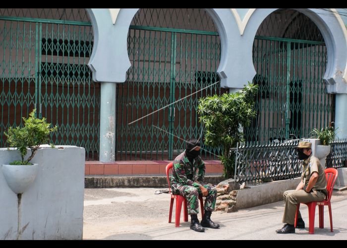 Anggota Jamaah Masjid Kebun Jeruk Diisolasi