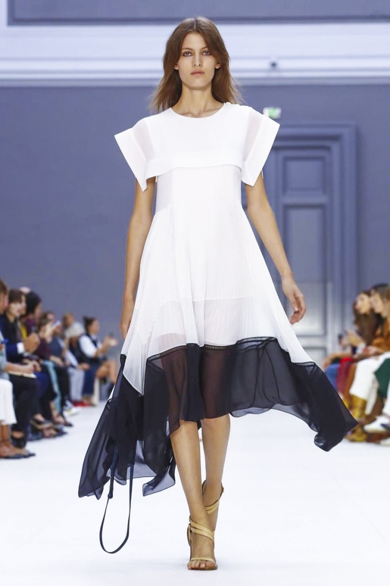 Chloé Spring Summer 2017 - Paris Fashion Week chloé-spring-summer-2017, chloé-paris, chloé-girs, chloé-printemps-été-2017, chloé-spring-summer, chloé-printemps-été, chloé-bag, sac-chloé, jewelry-chloé, bijoux-chloé, chausures-chloé, bottes-chloé, chloé-shoes, du-dessin-aux-podiums, dudessinauxpodiums
