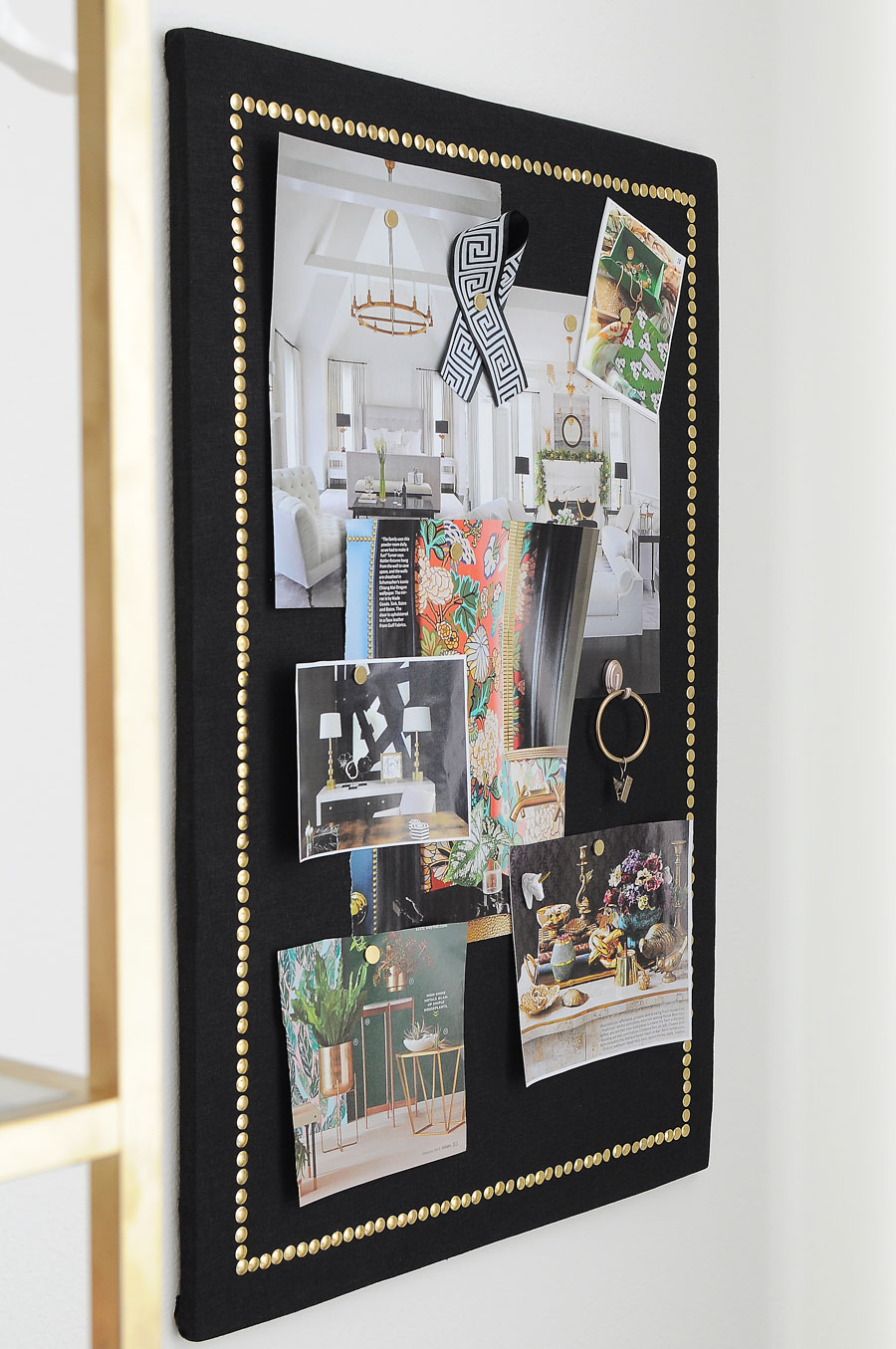 Use common dollar store supplies to make a chic and functional cork board. Love the black linen and gold nailhead border, and the tutorial is so detailed! Totally making one. Use common dollar store supplies to make a chic and functional cork board. Love the black linen and gold nailhead border, and the tutorial is so detailed! Totally making one.