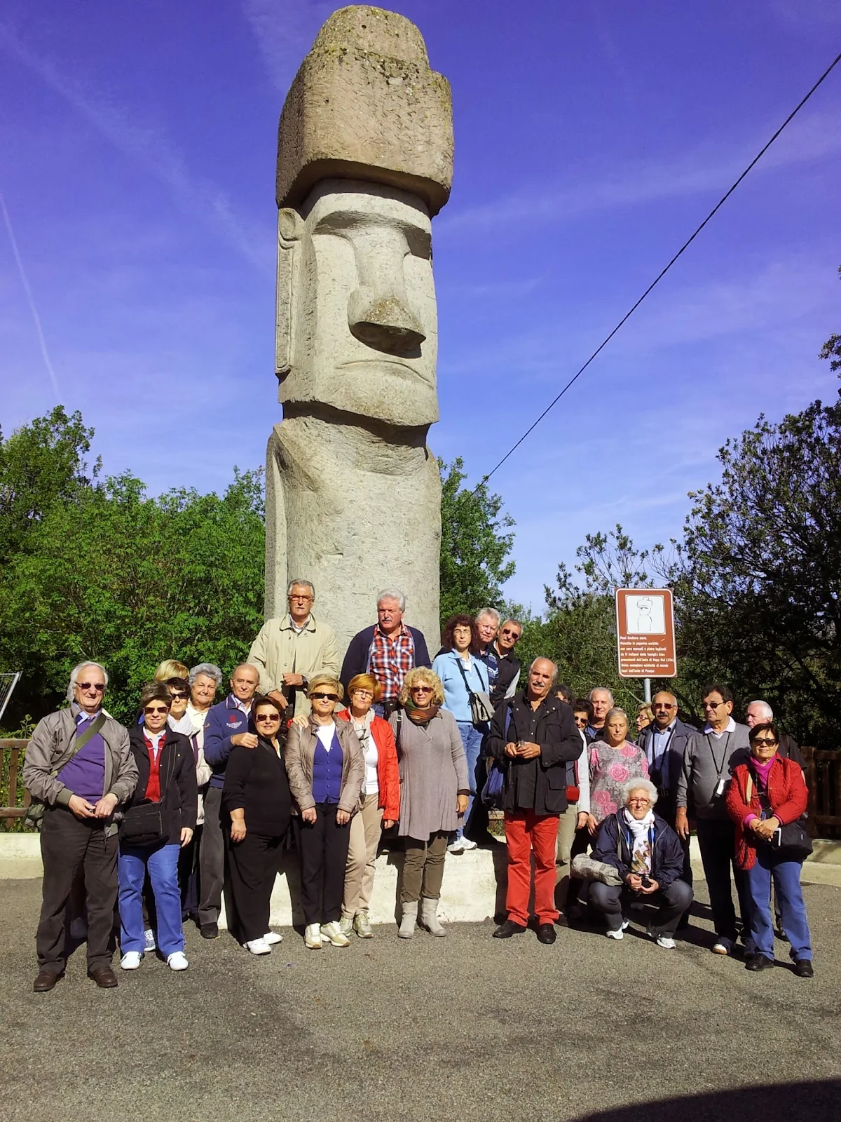 moai in italy