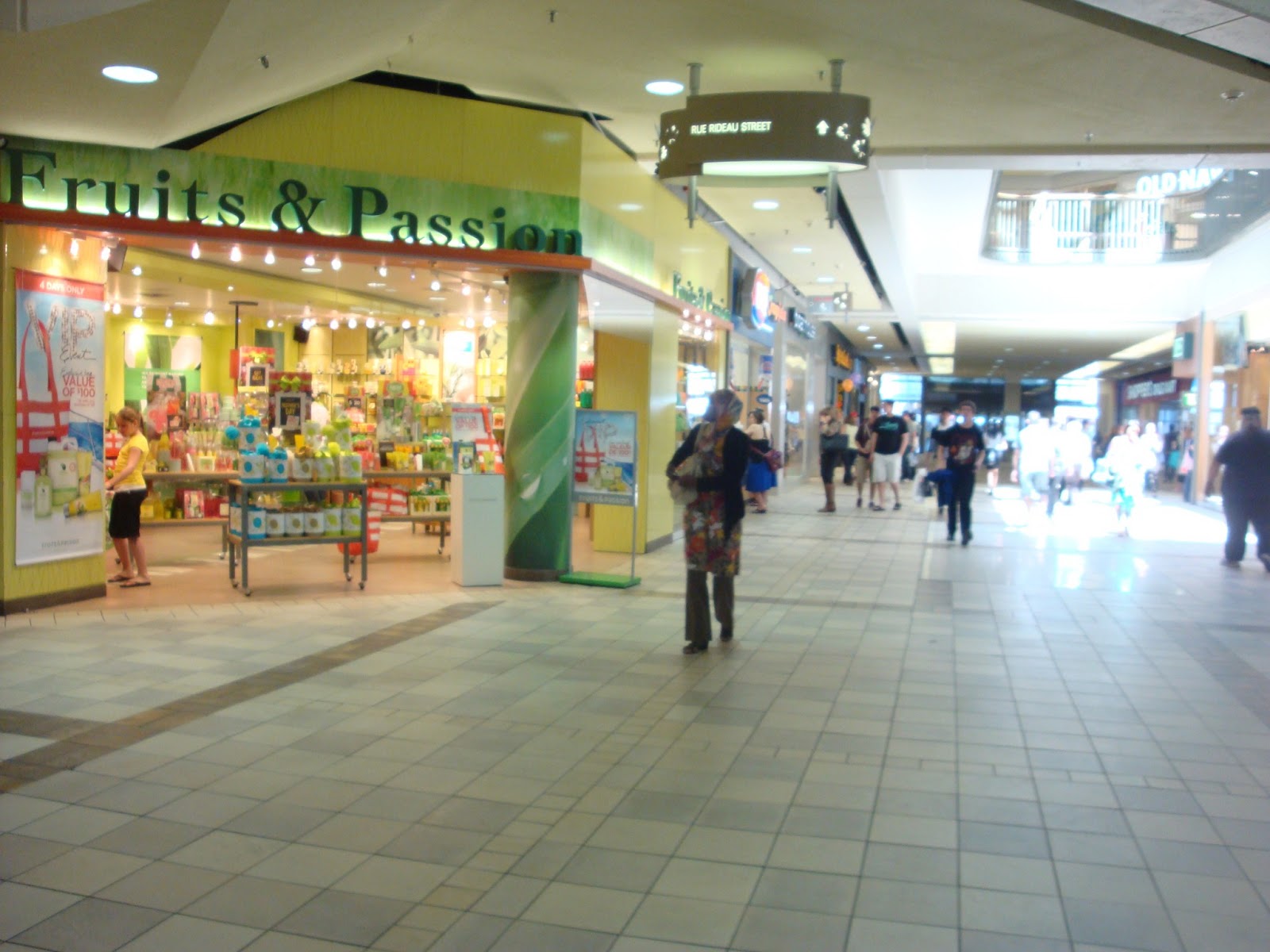 Ottawa Rideau Centre and Rideau Canal!!!