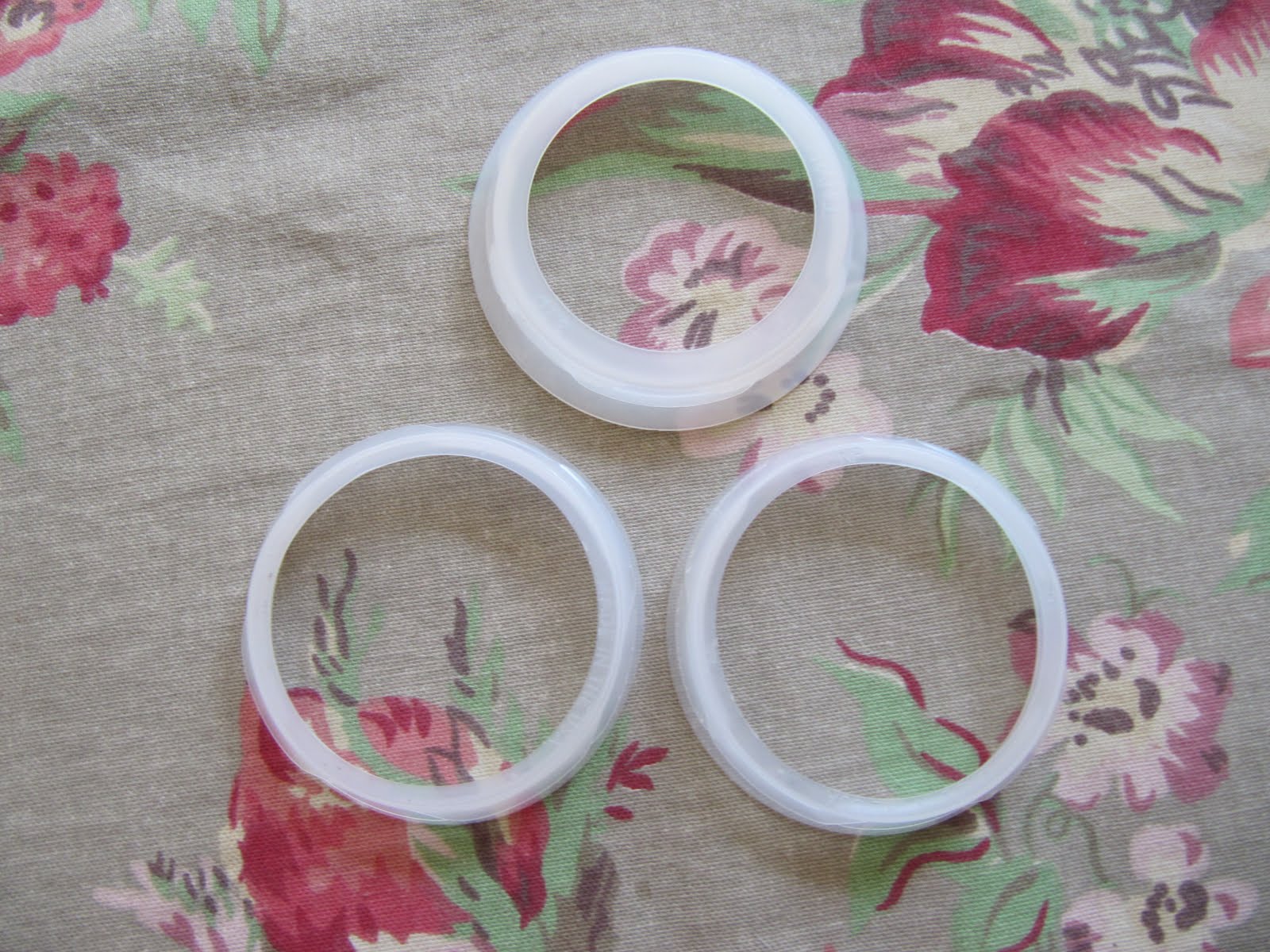 Sew Many Ways... Tool Time Tuesday...Recycling Candle Jar Tops