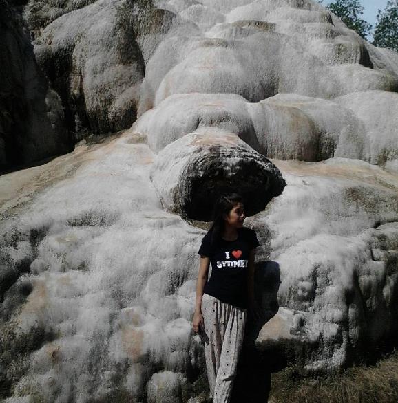 Keindahan Wisata Pemandian Air Panas Tirta Husada di ...