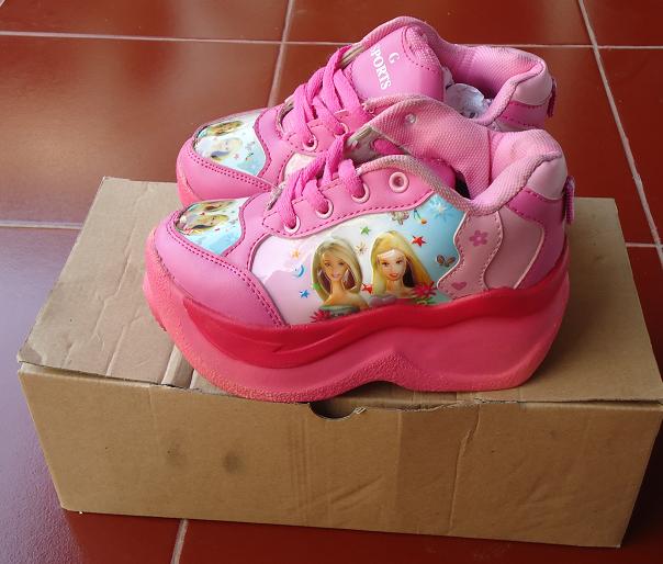 Inline Skate Roller Shoes Barbie 27 01