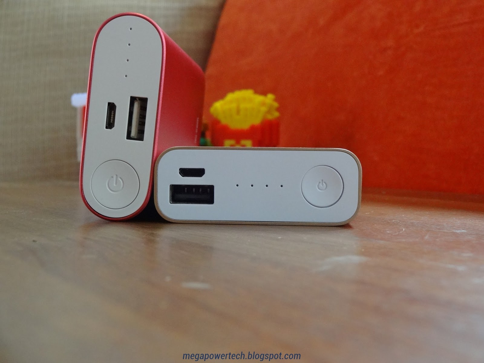 asus-xiaomi-power-bank-credit-card-size-usb-port asus-xiaomi-power-bank-credit-card-size-usb-port