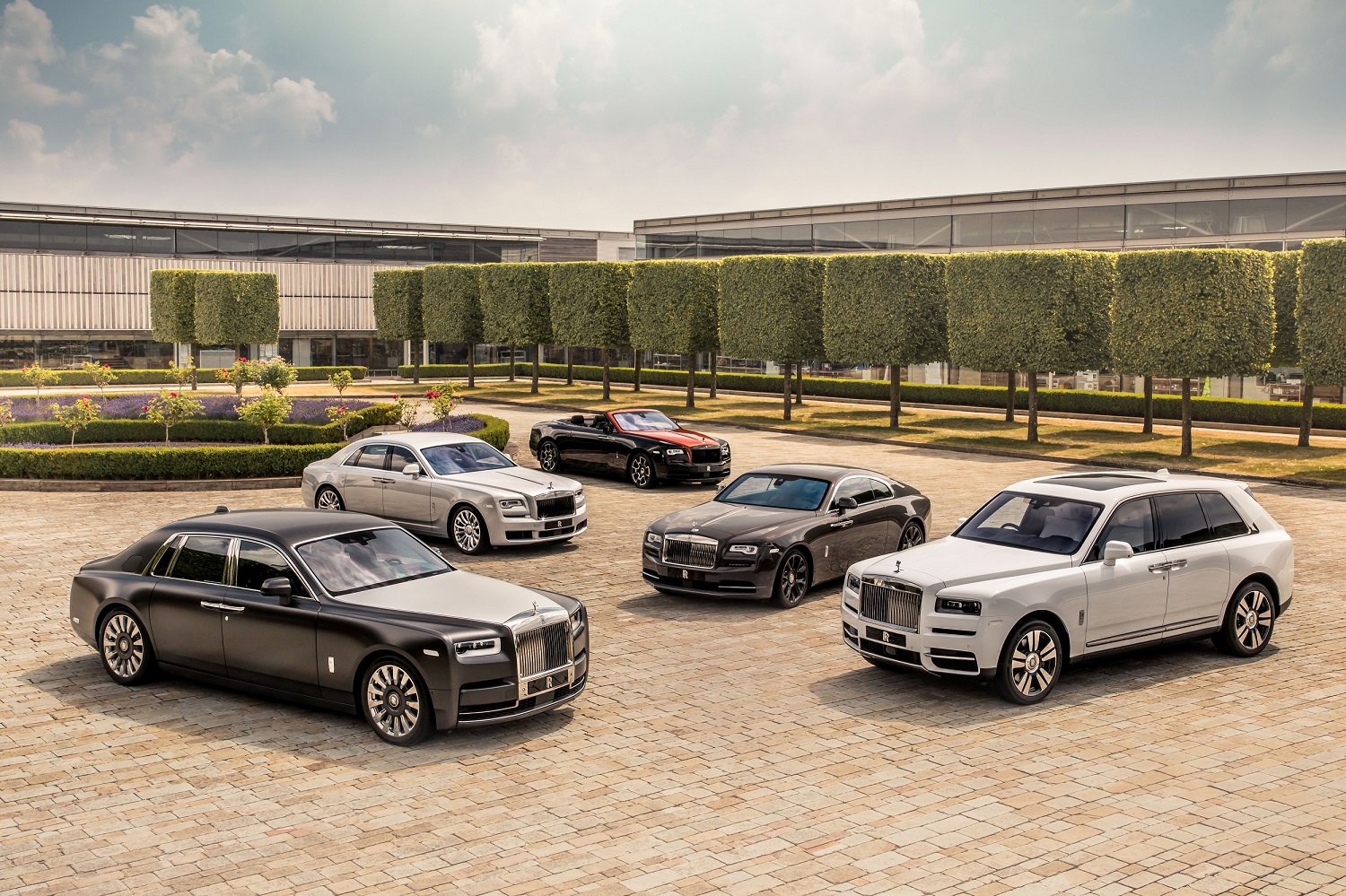 ROLLS-ROYCE MARKS 115 YEARS OF EXCELLENCE AND INNOVATION