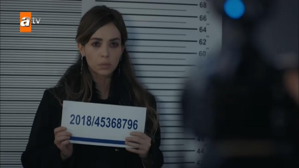 Łzy Cennet odcinek 83: Arzu trafia do aresztu! Cennet odwiedza ją w więzieniu! [Streszczenie + Zdjęcia]