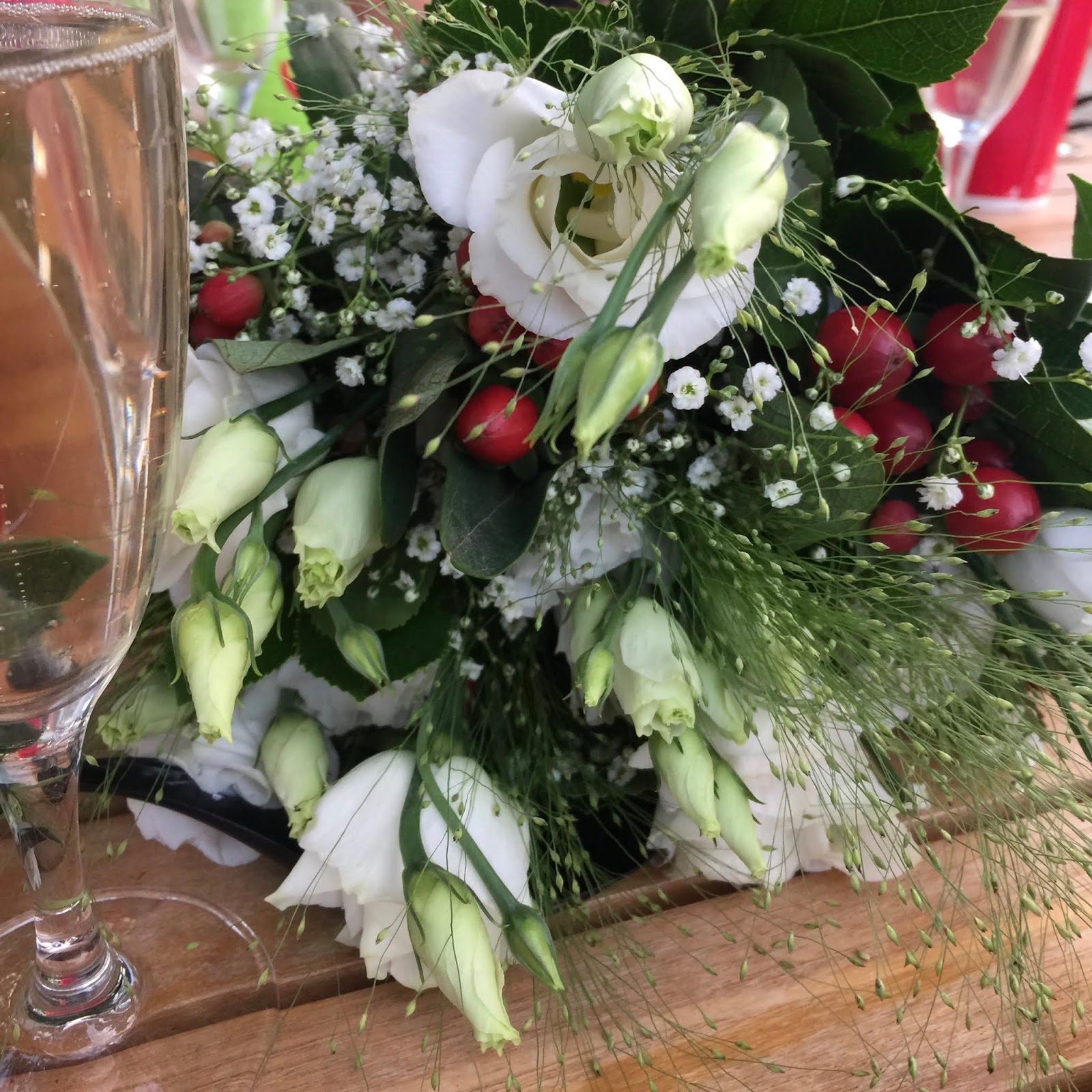 Roses Du Jardin Cheneland Roses Anglaises En Bouquet