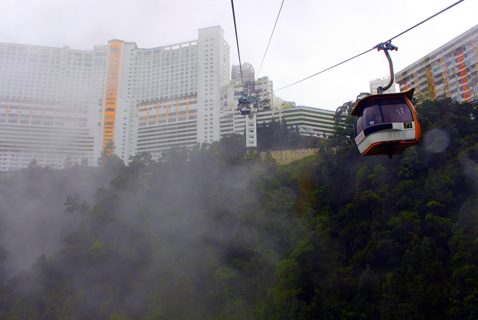 genting 强行做掉双骄fifa评选,梅西c罗缺席的背后有着更大的阴谋. genting 强行做掉双骄fifa评选,梅西c罗缺席的背后有着更大的阴谋.
