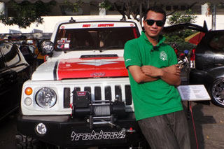 Hasil Modipiksai Katana - Biaya Modifikasi Suzuki Katana Offroad 4x4 Ban Besar Mirip Jeep Hummer Rubicon Hasil Modipiksai Katana - Biaya Modifikasi Suzuki Katana Offroad 4x4 Ban Besar Mirip Jeep Hummer Rubicon
