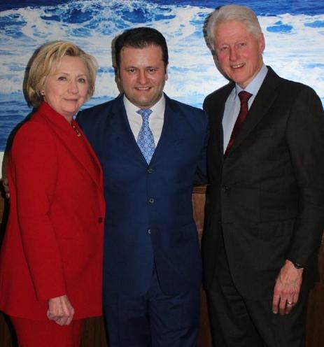Alban Benjamin Prelvukaj, the owner of best New York Restaurants Alban Benjamin Prelvukaj, Bill and Hillary Clinton