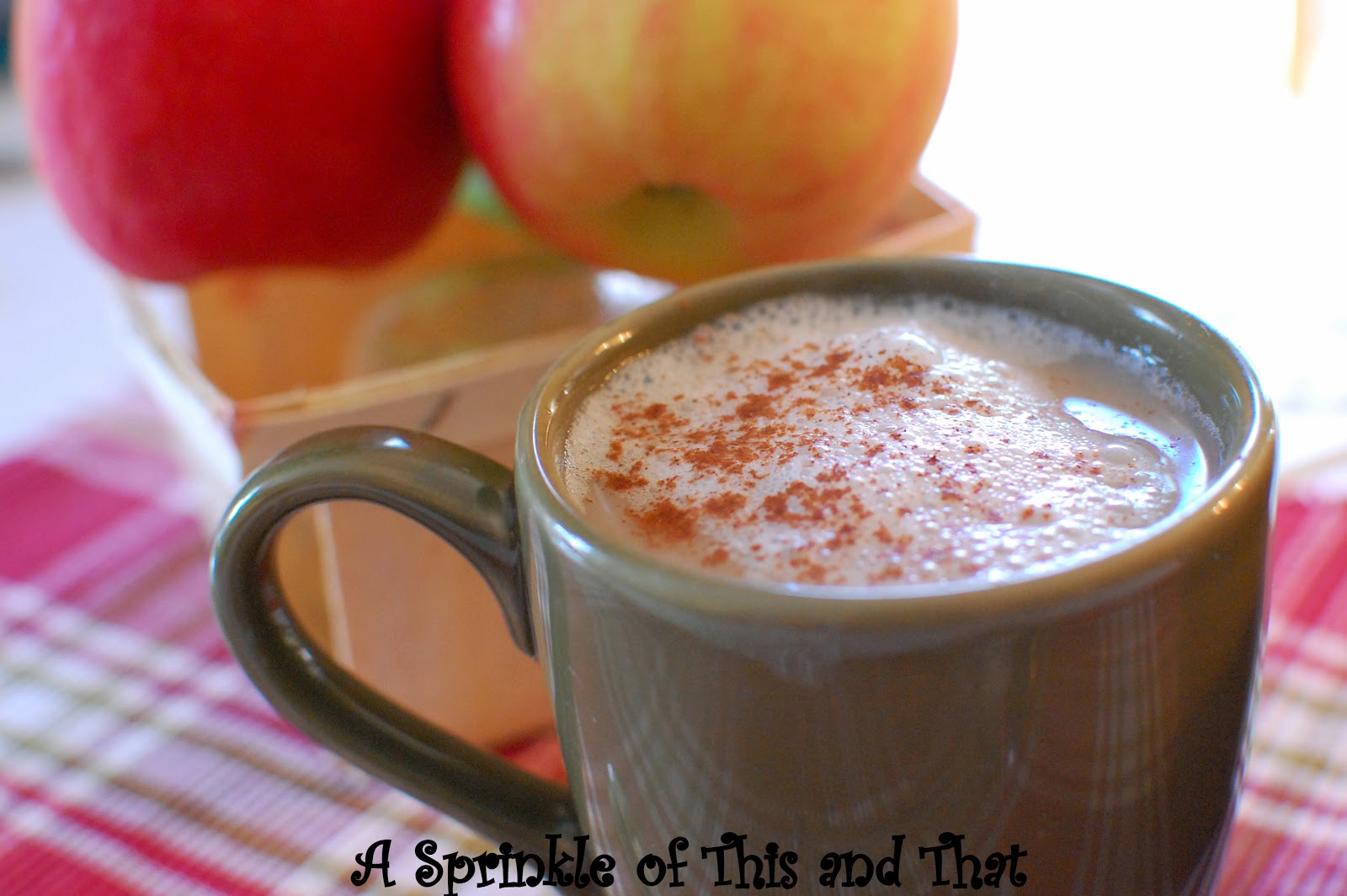 A Sprinkle of This and That Cinnamon Apple Tea Latte