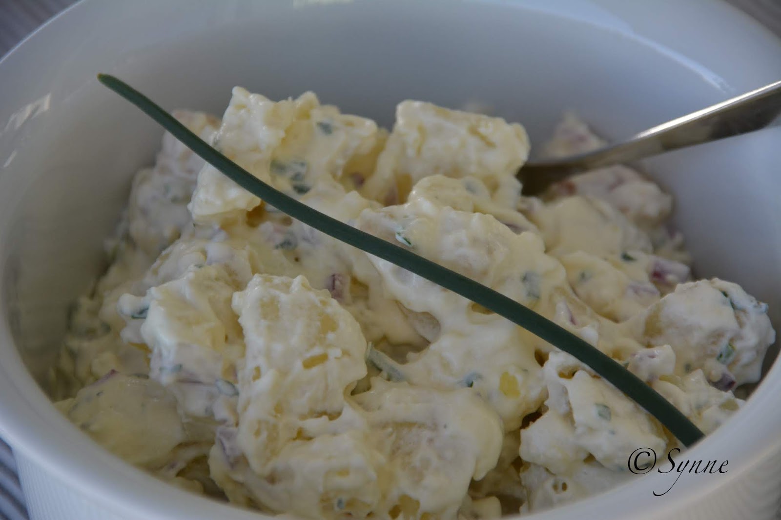 potetsalat med rødløk potetsalat med rødløk