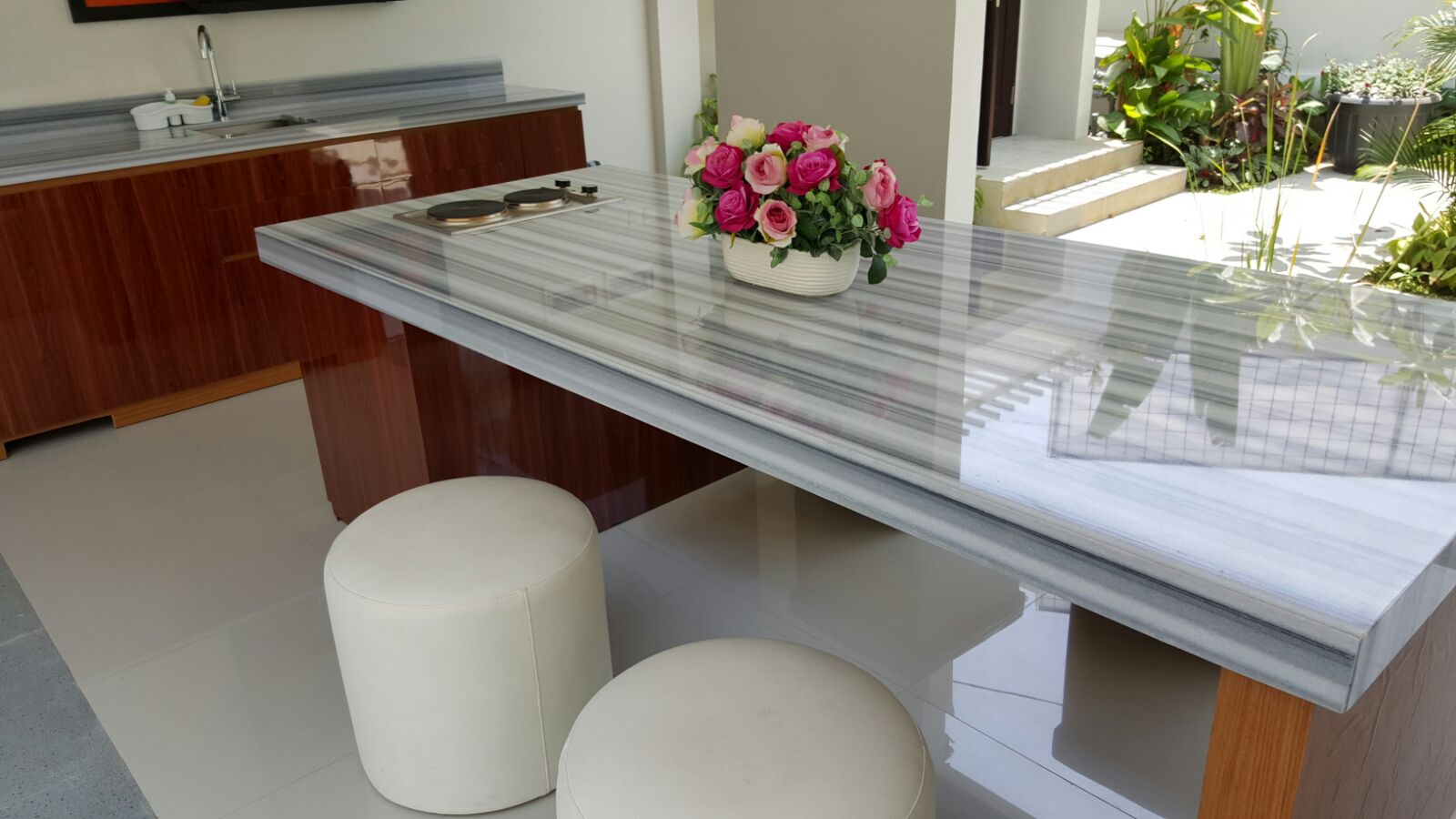 Desain Ruang Makan Dan Top Pantry Unik Dengan Marmer Marmara ~ Marble Granite