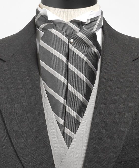 Clase, elegancia y distinción EL PLASTRÓN