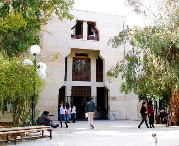 مجلة فن برسم البعض من نجوم المستقبل. حدائق المعهد العالي للفنون