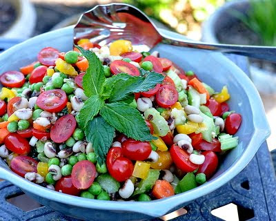Summer Black-Eyed Pea Salad, hearty salad full of crunch and flavor, tastes like summer in a bowl but can be made any time of year. Vegan, low-carb and for Weight Watchers, just PointsPlus 1. AVeggieVenture.com