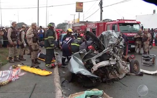 Conquista: Vítimas de acidente com caminhão desgovernado seguem em coma Conquista: Vítimas de acidente com caminhão desgovernado seguem em coma