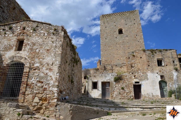 Craco, torre normanna Craco, torre normanna