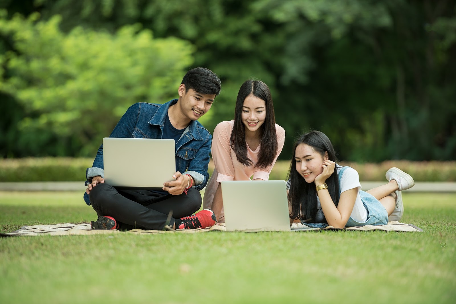 Gratis Unduh Gambar Kata-Kata Rindu Sahabat Lama Teman Dekat Menyentuh Hati Terkeren by Kata Cinta
