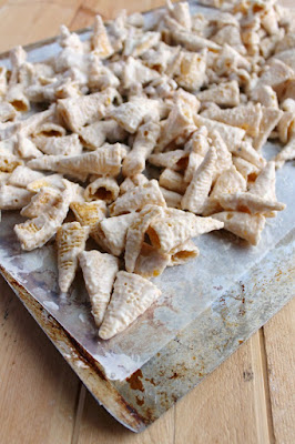 White chocolate bugles are the perfect mix of sweet and salty. If you start munching, beware: it will be hard to stop!