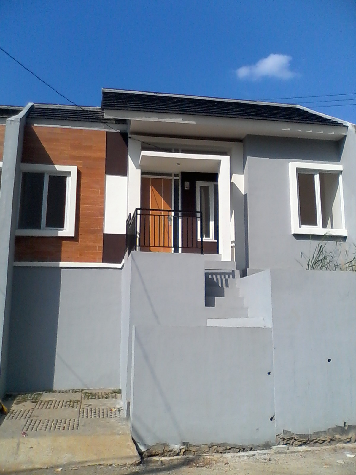 RUMAH ASRI BANDUNG: Rumah Sejuk dan Nyaman Dekat ke Kota Bandung