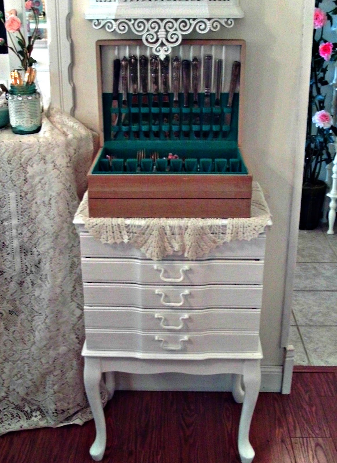 Penny's Vintage Home: Vintage Silverware Chest
