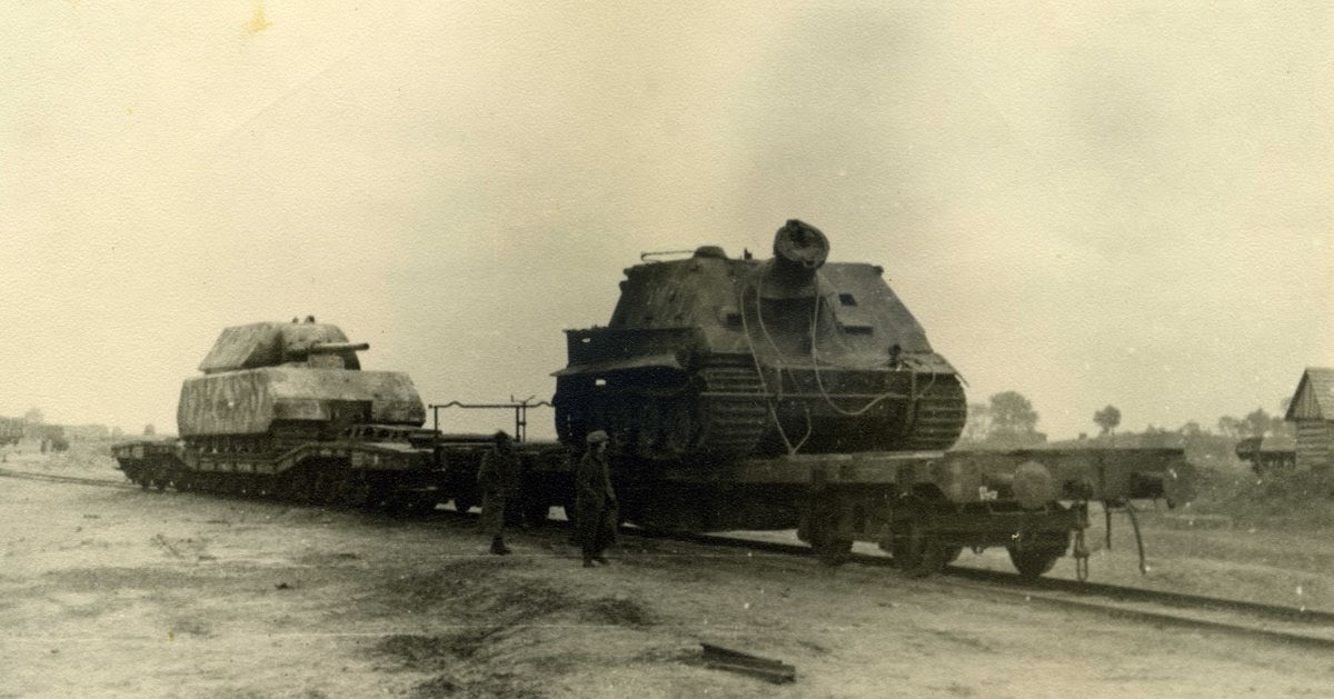 SNAFU Rare Photo Of A German Maus Super Heavy Tank snafu-rare-photo-of-a-german-maus-super-heavy-tank