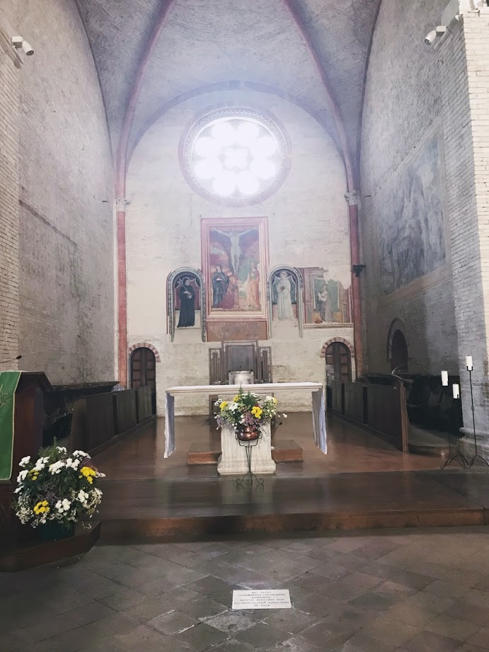Italy Wanderlust - A Few Snapshots from Abbazia di Chiaravalle di Fiastra, Italy. Iphone photography by Stefania @ {Cool Chic Style Fashion}