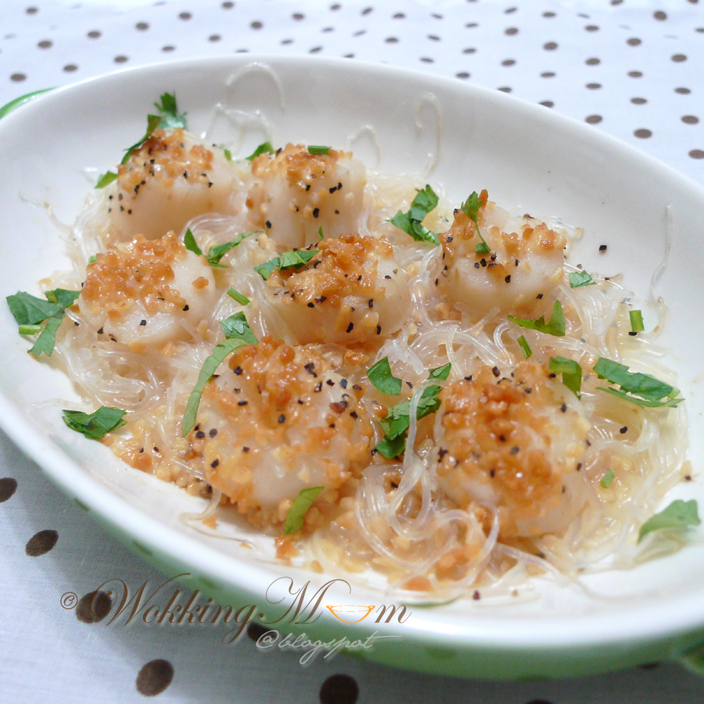 Let's get Wokking! Steamed Scallops with Garlic Singapore Food Blog