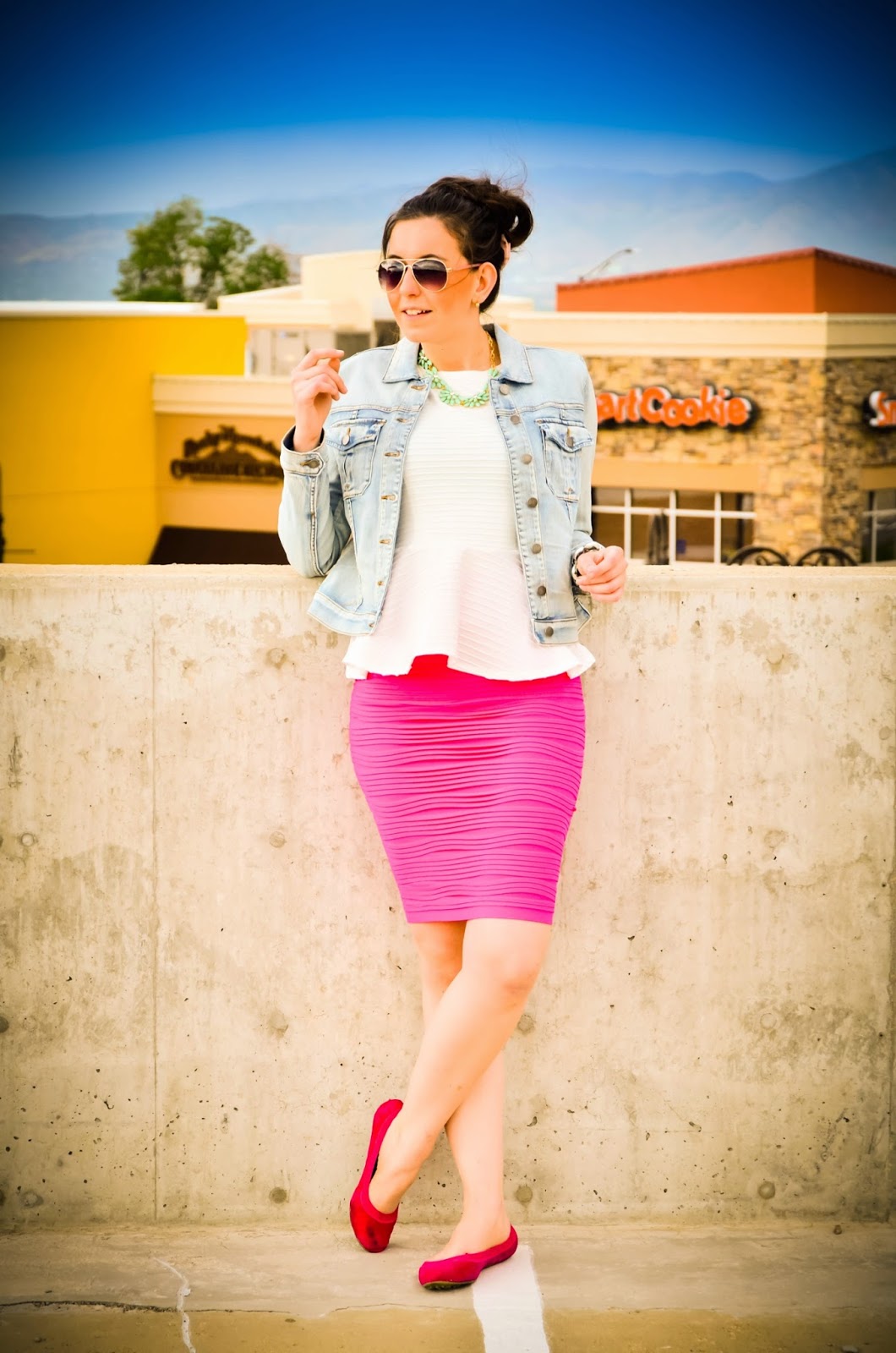casual attire, casual outfit, giveaway, charlotte russe, malibu jane flats, msc, my sisters closet, my sisters closet giveaway, peplum top, pink skirt, edward eliason photography, pretty, skirt, skirt giveaway, textured skirt, 