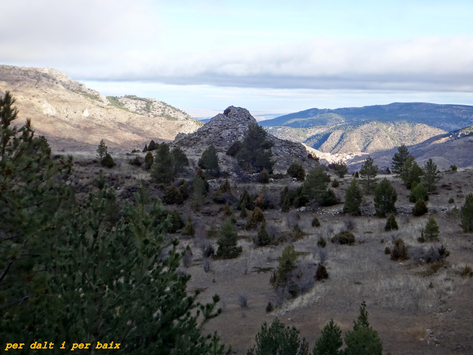 Pico de Javalambre (2020 m.) por el Barranco de la Bellena y Descenso