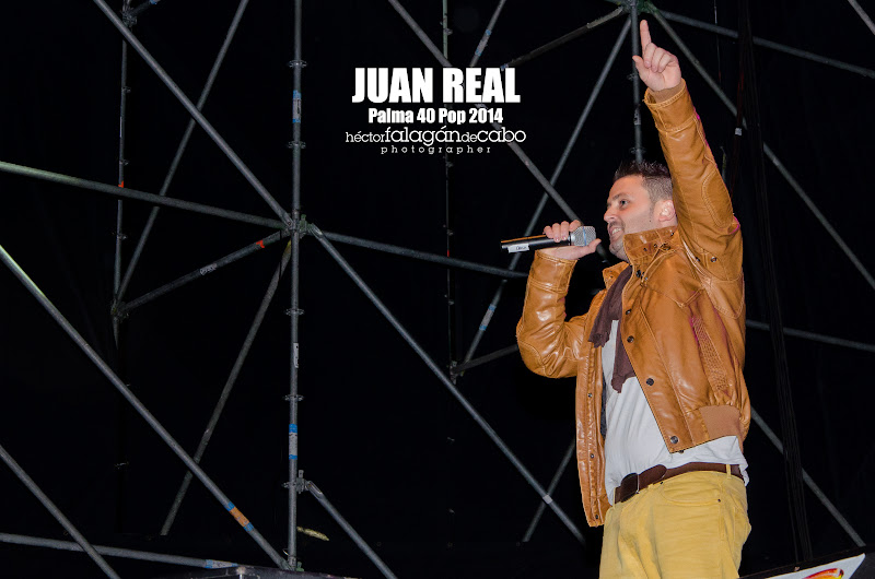 Juan Real e Isaac León MC en el Palma 40 Pop 2014. Héctor Falagán De Cabo | hfilms & photography. Juan Real e Isaac León MC en el Palma 40 Pop 2014. Héctor Falagán De Cabo | hfilms & photography.